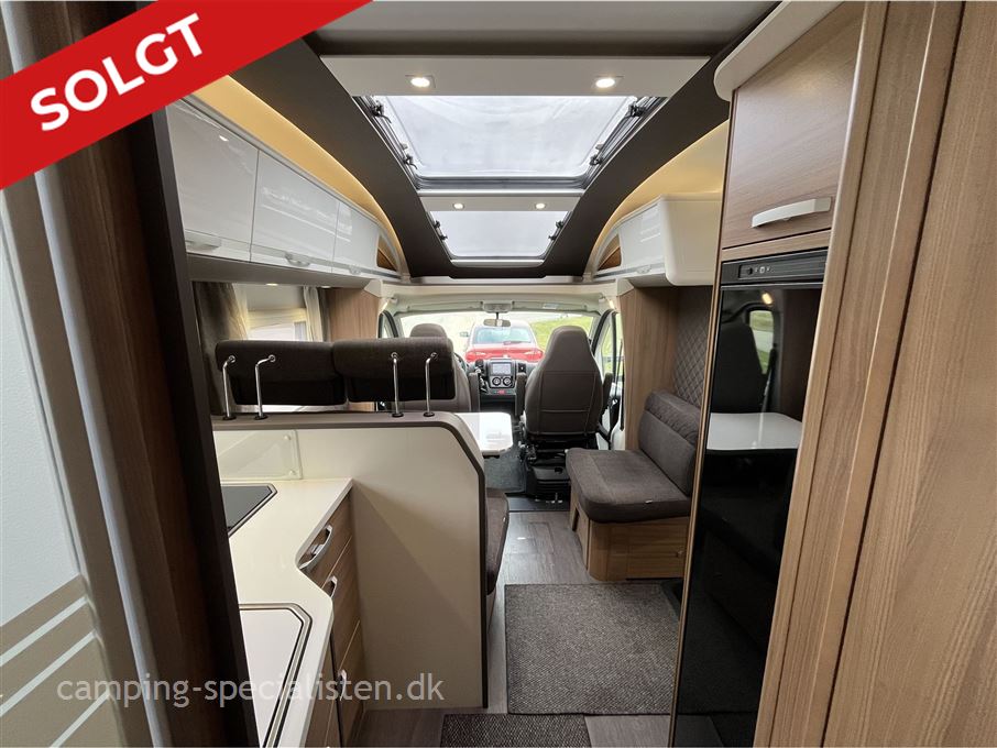 Adria Coral Plus 670 SC